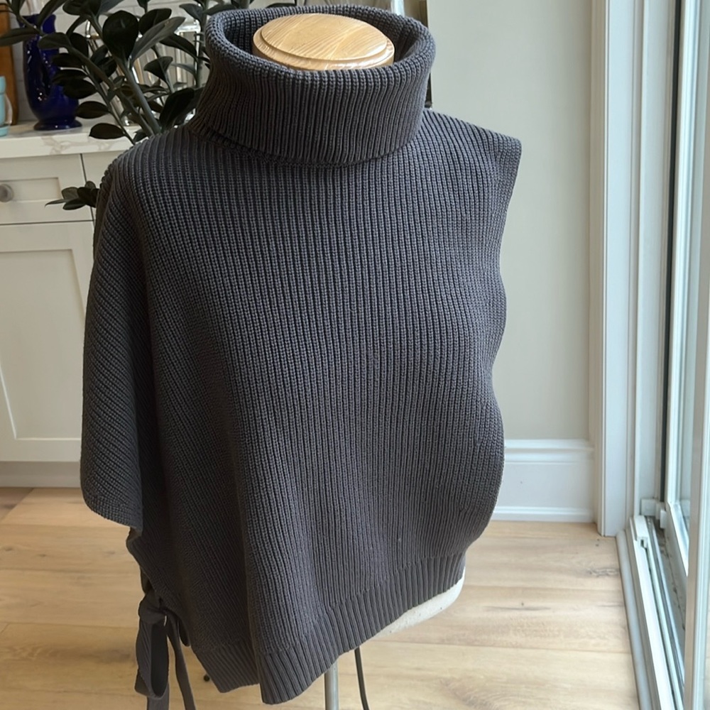 EUC Alpn Rock poncho